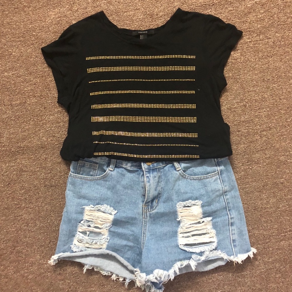 Top - Picture 3 of 3